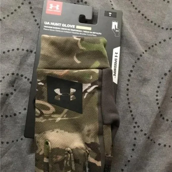 UNDER ARMOUR STORM SPEEDWIPE COLDGEAR FOREST CAMO GLOVES MEN NWT $$$$ - Picture 2 of 3
